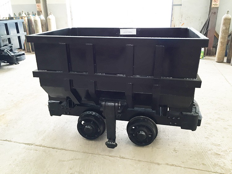 YCC1.2-6-7側卸式礦車
